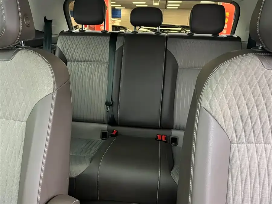 Volkswagen Viloran Weiran 2024 330TSI Business Edition 2024 — миниатюра 2