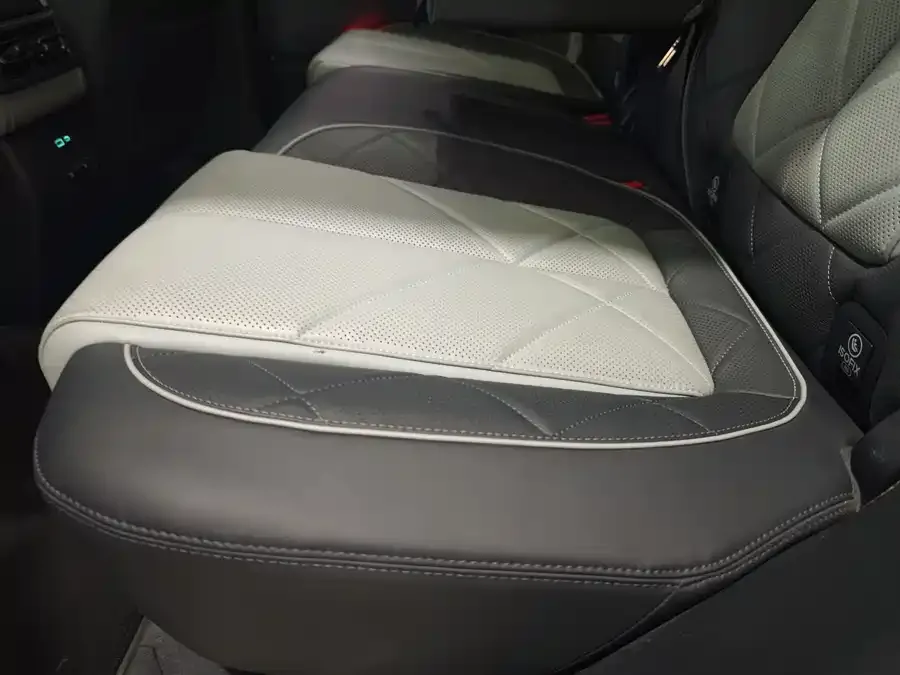 BYD Leopard Leopard 5 Leopard 5 2023 Pilot Edition 2025 — миниатюра 4