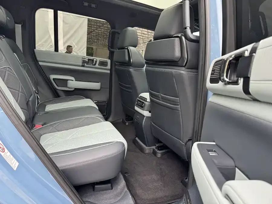 BYD Leopard Leopard 5 Leopard 5 2023 Discovery Edition 2024 — миниатюра 4