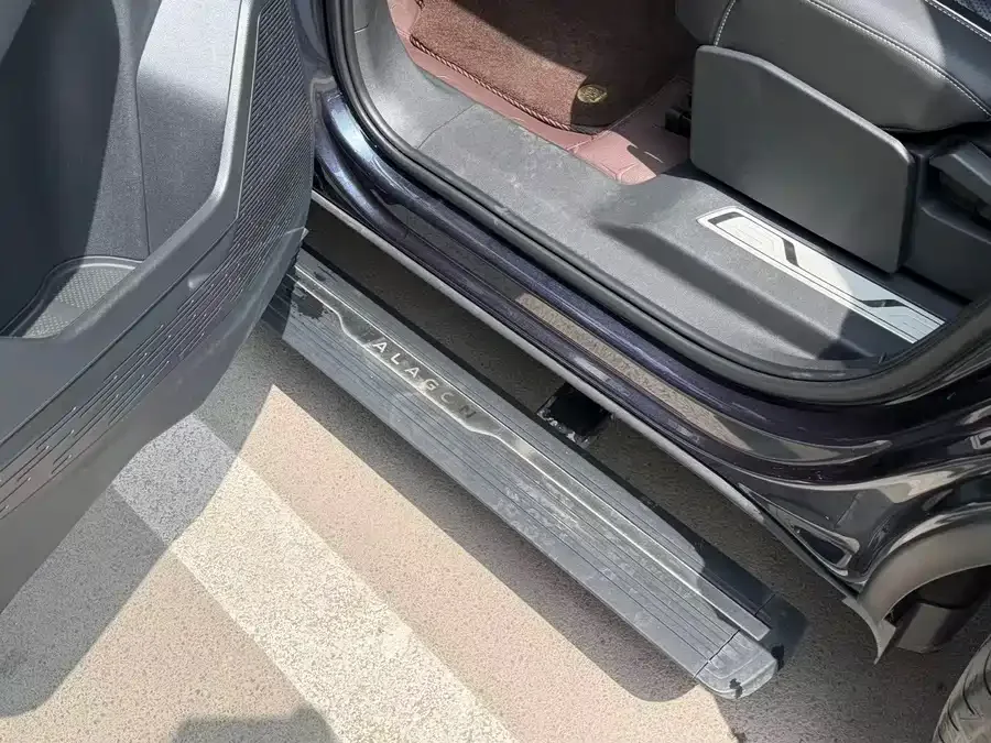 Volkswagen Talagon Lanjing 2023 facelift 530TSI 4WD flagship Shengjing version Pro 7 seats 2023 — миниатюра 4