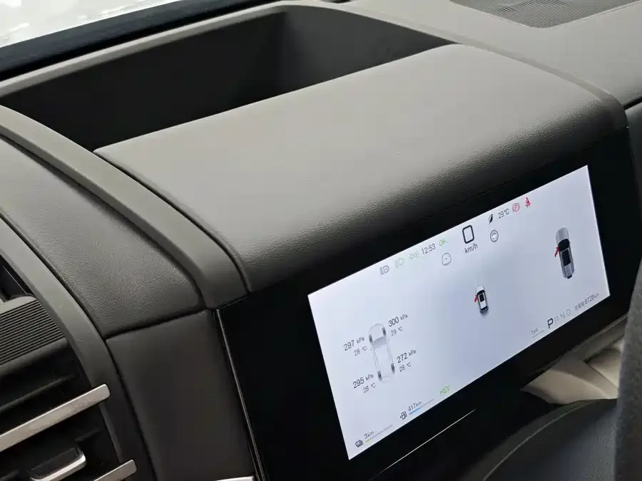 BYD Leopard Titanium 7 Titanium 7 2025 190KM Four-Wheel Drive Ultra Edition 2025 — миниатюра 4