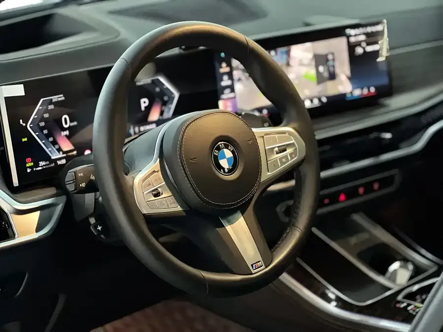 BMW X5 2023 xDrive 40Li M Sport Package 2024 — миниатюра 3