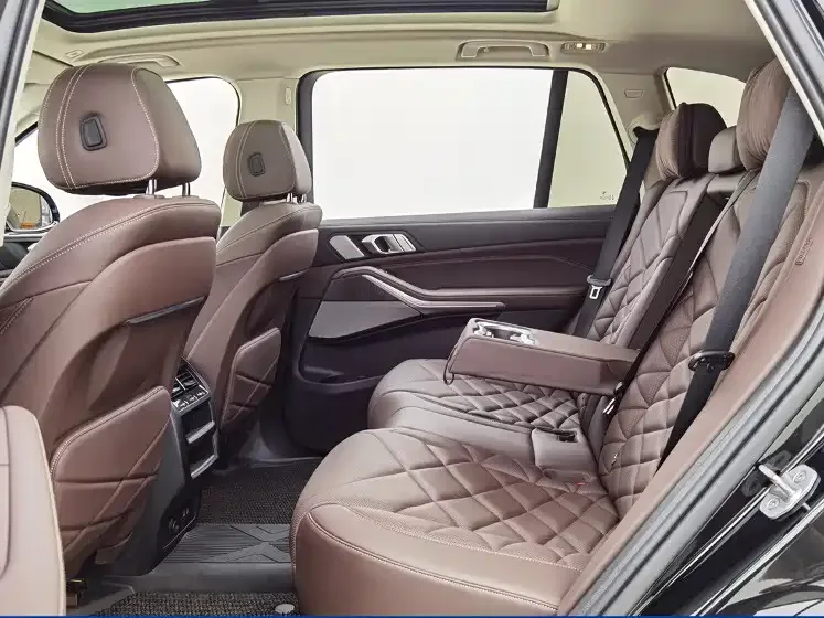 BMW X5 2022 xDrive 30Li Exclusive M Sport Package 2022 — миниатюра 2