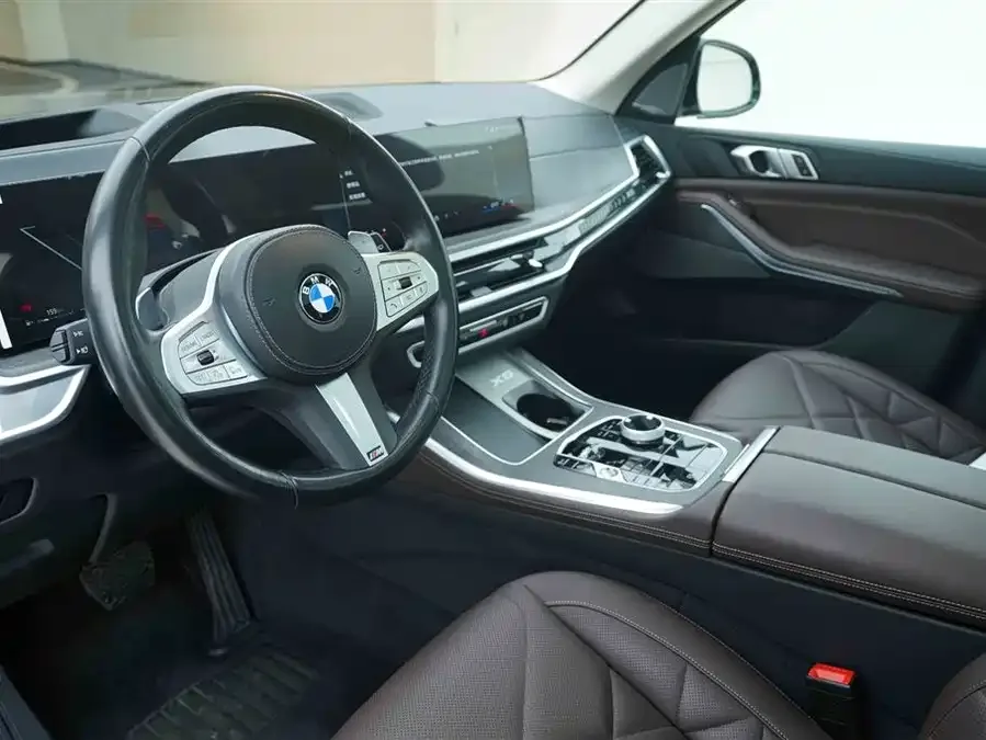 BMW X5 2023 xDrive 30Li Exclusive M Sport Package 2023 — миниатюра 3