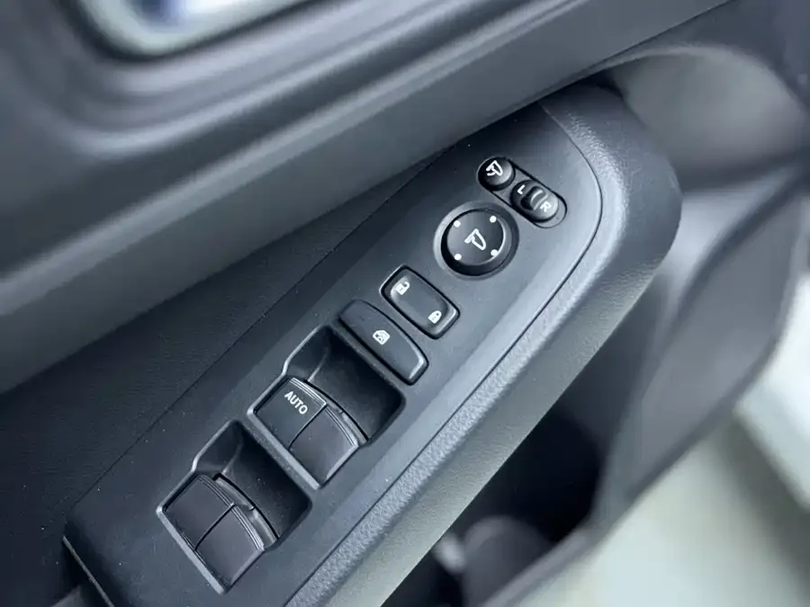 Honda Vezel Binzhi 2023 1.5L CVT technology version 2023 — миниатюра 3