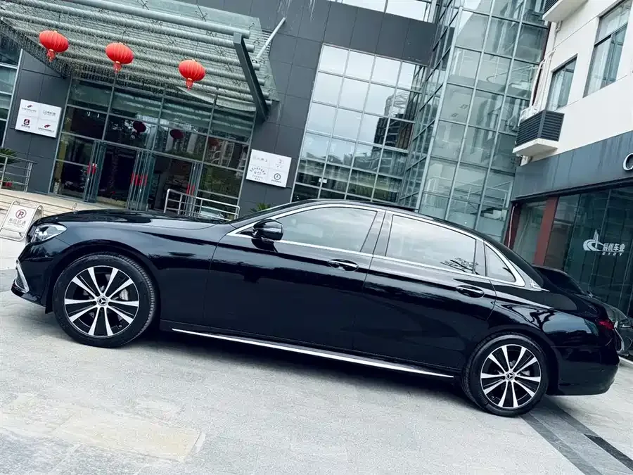 Mercedes-Benz E-class new energy Mercedes-Benz E-Class New Energy 2022 Model E 350 e L Plug-in Hybrid Sedan 2022 — миниатюра 5