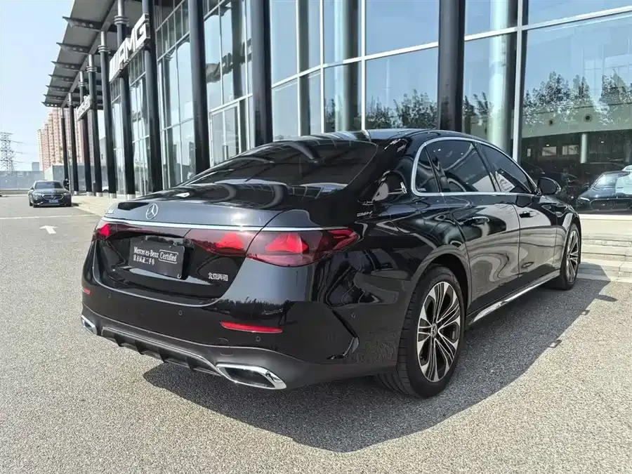 Mercedes-Benz E-Class Mercedes-Benz E-Class 2024 facelift E 300 L stylish sports model 2024 — миниатюра 2