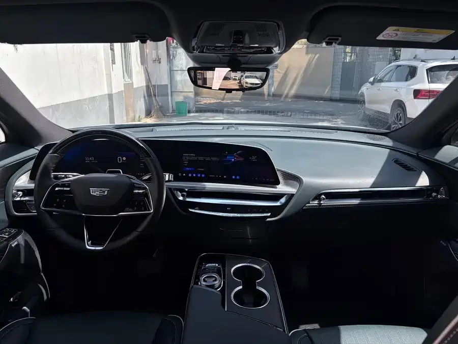 Cadillac IQ Ruige IQ Ruige 2022 four-wheel drive high-performance premium version 2023 — миниатюра 2