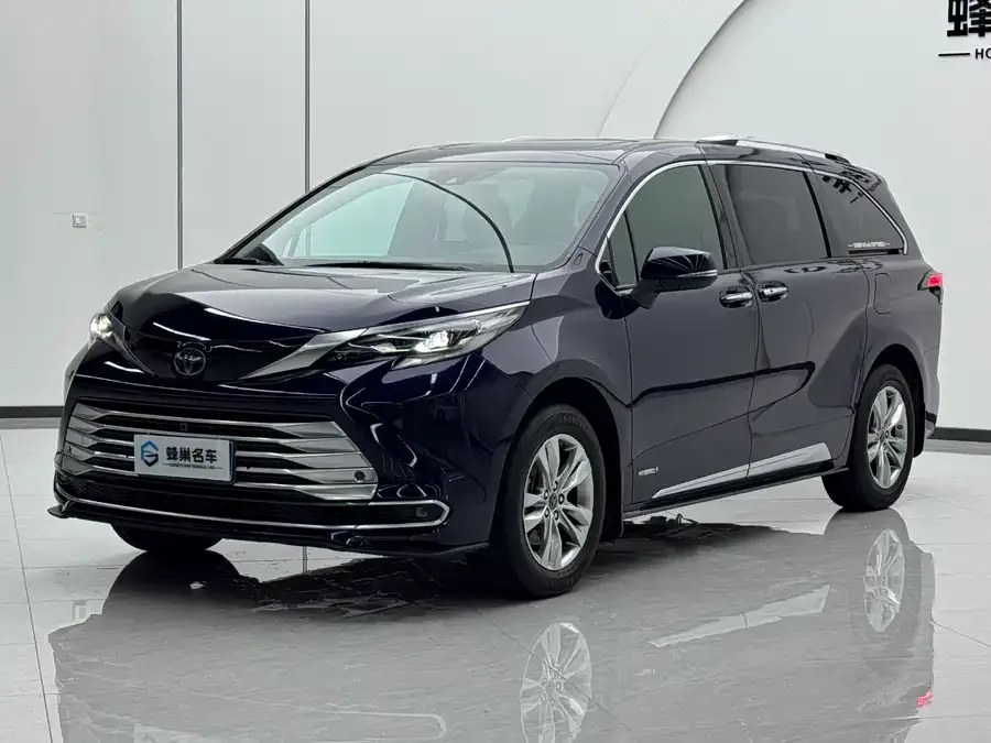 Toyota Sienna 2022