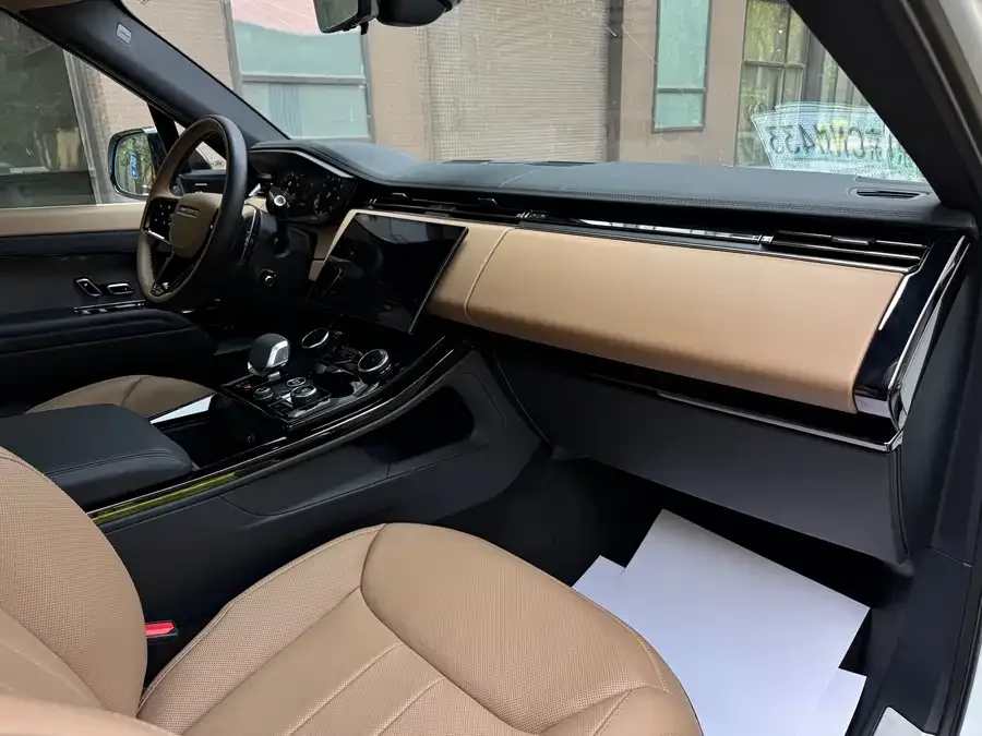 Land Rover Range Rover Sport Range Rover Sport 2023 400PS Dynamic SE 2023 — миниатюра 3