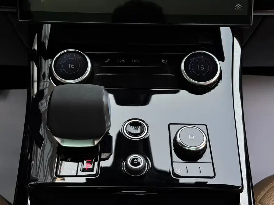 Land Rover Range Rover Sport Range Rover Sport 2023 400PS Dynamic SE 2023 — миниатюра 5