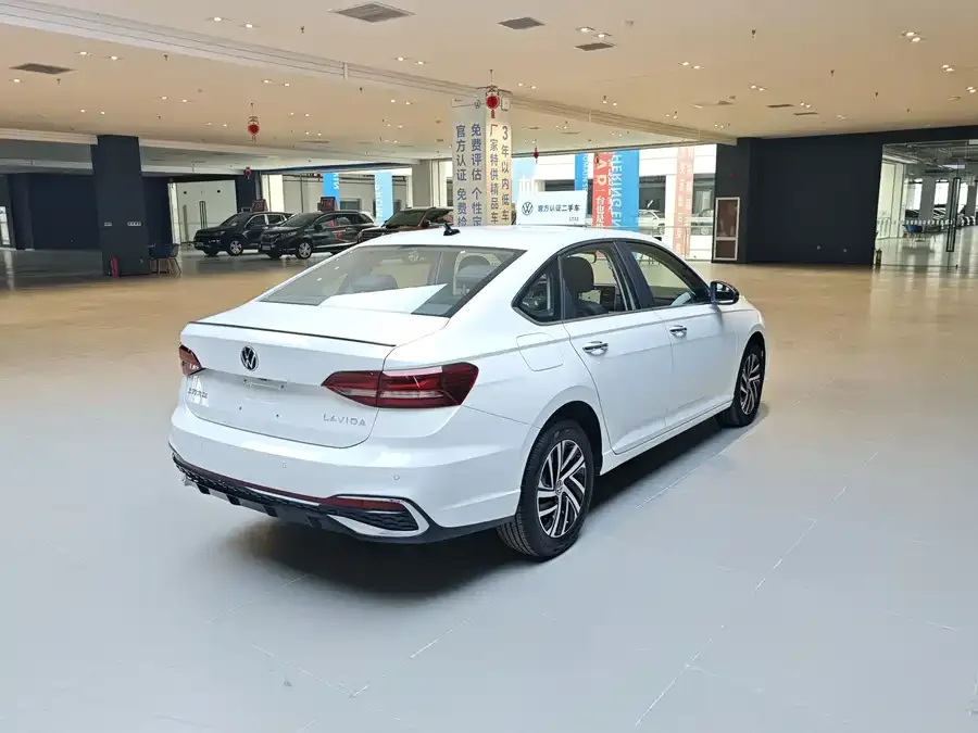 Volkswagen Lavida Lavida 2024 300TSI DSG Starry Sky Leading Edition 2024 — миниатюра 3