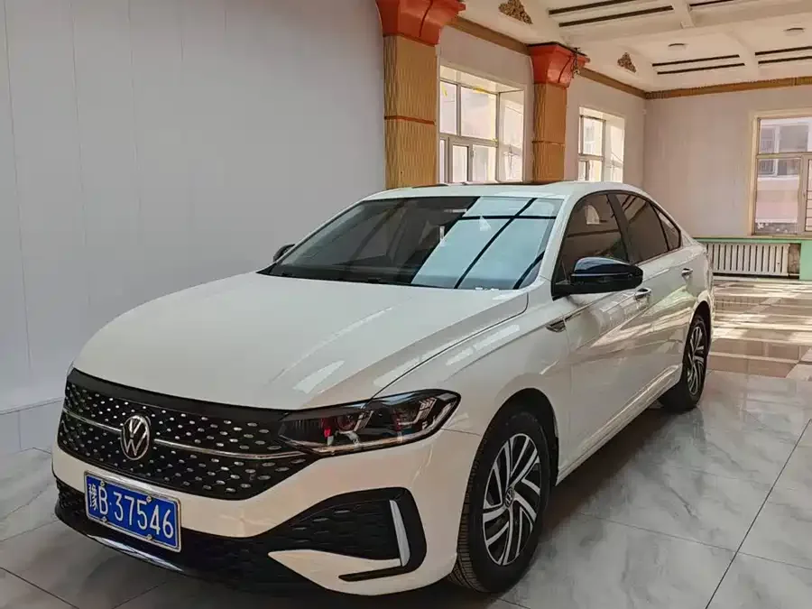Volkswagen Lavida Lavida 2023 280TSI DSG Starry Sky Edition 2022 — фото 1, купить с доставкой в Москву