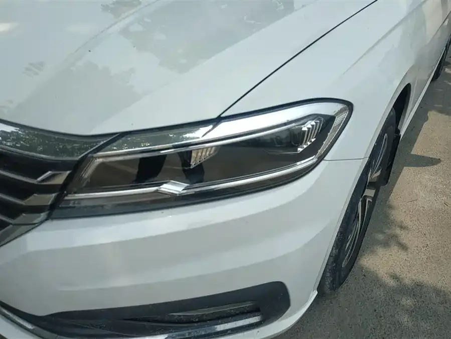 Volkswagen Lavida Lavida 2022 1.5L Automatic Vision Edition 2022 — миниатюра 5