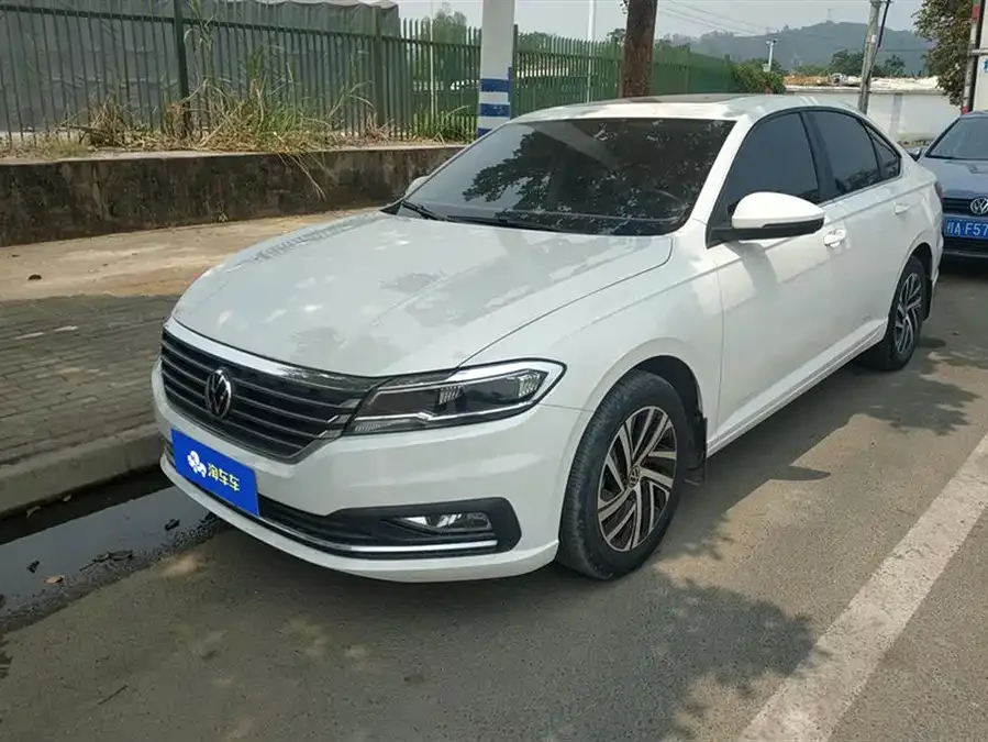 Volkswagen Lavida Lavida 2022 1.5L Automatic Vision Edition 2022 — фото 1, купить с доставкой в Москву