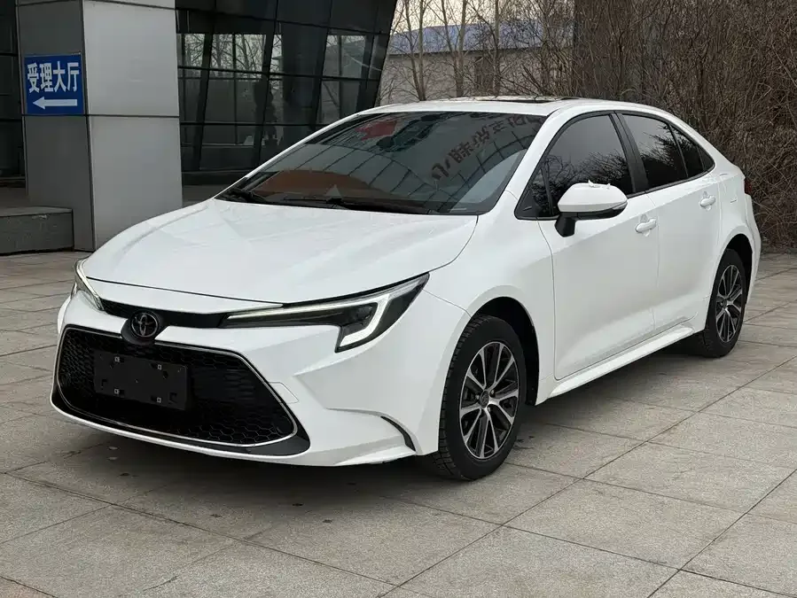 Toyota Levin Corolla 2023 185T CVT Luxury Edition 2023 — фото 1, купить с доставкой в Москву