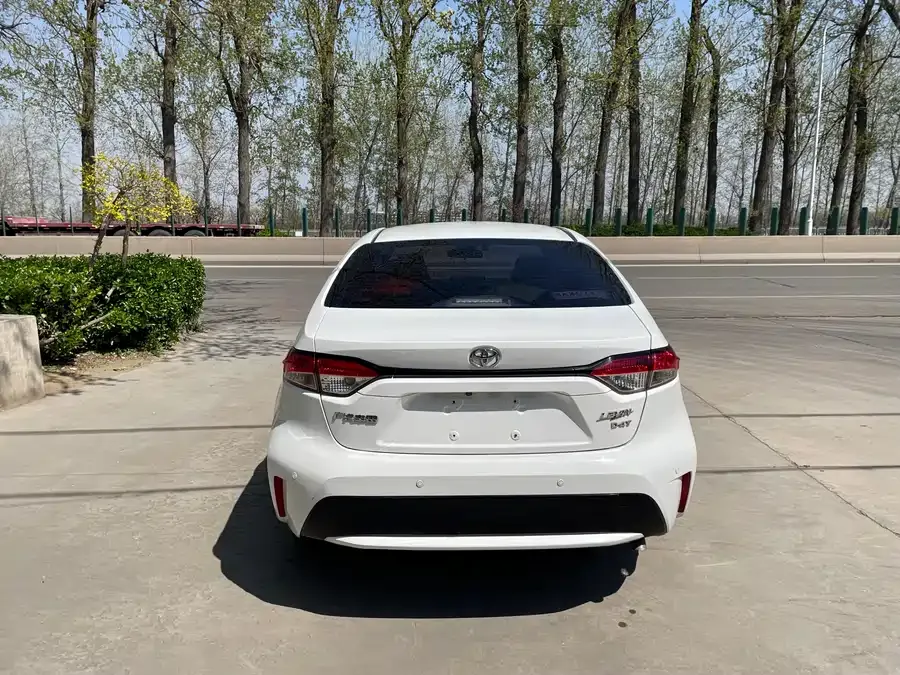 Toyota Levin 2022 Lelink 185T CVT Luxury Edition 2022 — миниатюра 5