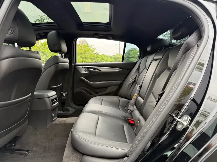 Cadillac CT5 2022 28T Luxury Edition 2022 — миниатюра 3