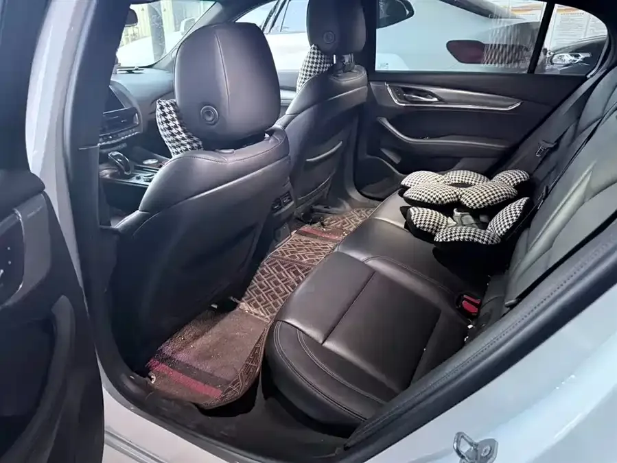 Cadillac CT5 2022 28T Premium Edition 2022 — миниатюра 4