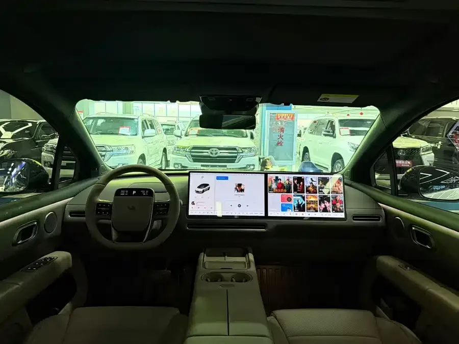 Li Auto i6 Ideal i6 2025 two-wheel drive standard version 2025 — миниатюра 4