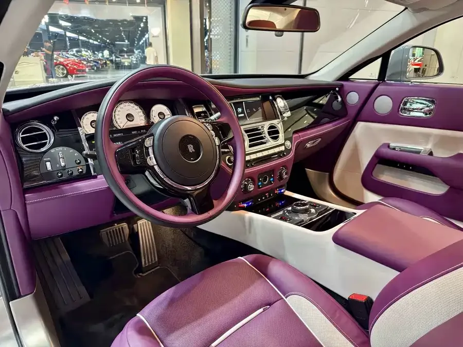 Rolls-Royce Phantom Phantom 2018 6.6T standard model 2022 — миниатюра 2