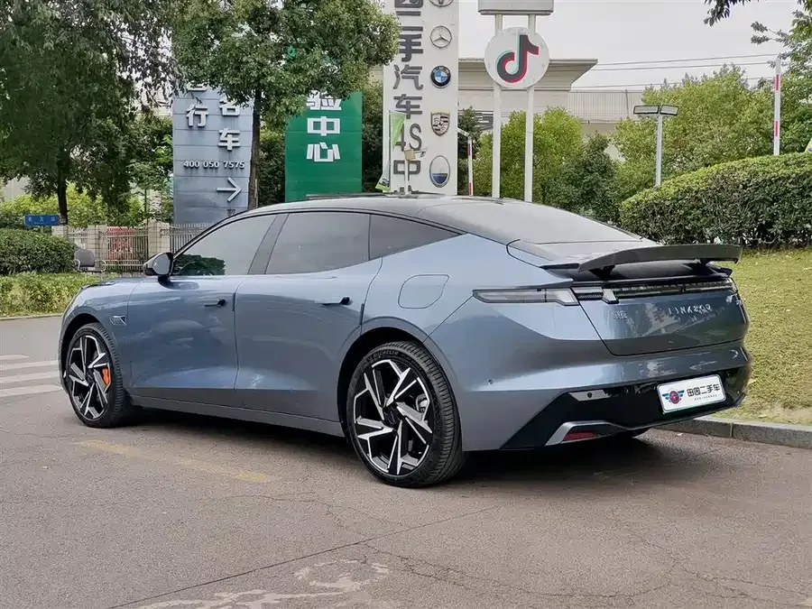 Lynk & Co Z10 Lynk & Co Z10 2024 95kWh 702km 4WD Intelligent Driving Ultra 2026 — миниатюра 4