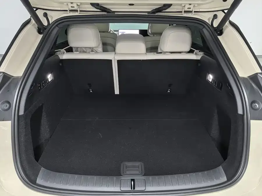 Li Auto i6 Li Auto i6 2025 AWD Standard Edition 2025 — миниатюра 5