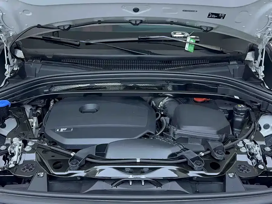 BMW X1 2023 sDrive20Li X Design Package 2024 — миниатюра 4