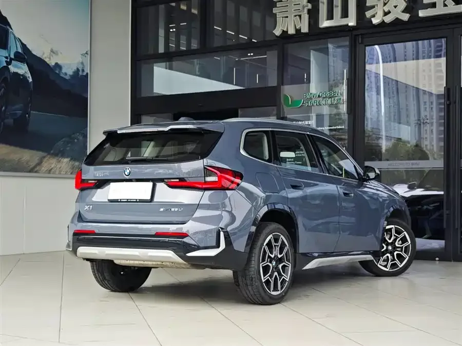 BMW X1 2023 xDrive25Li X Design Package 2024 — миниатюра 2