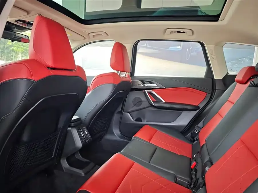 BMW X1 2023 xDrive25Li X Design Package 2024 — миниатюра 4