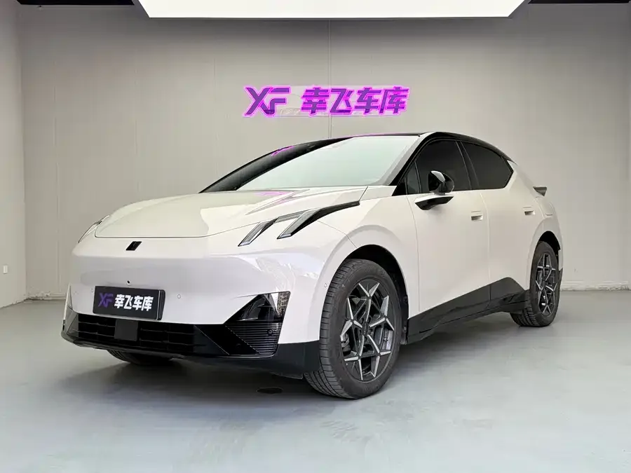 Lynk & Co Z20 2025