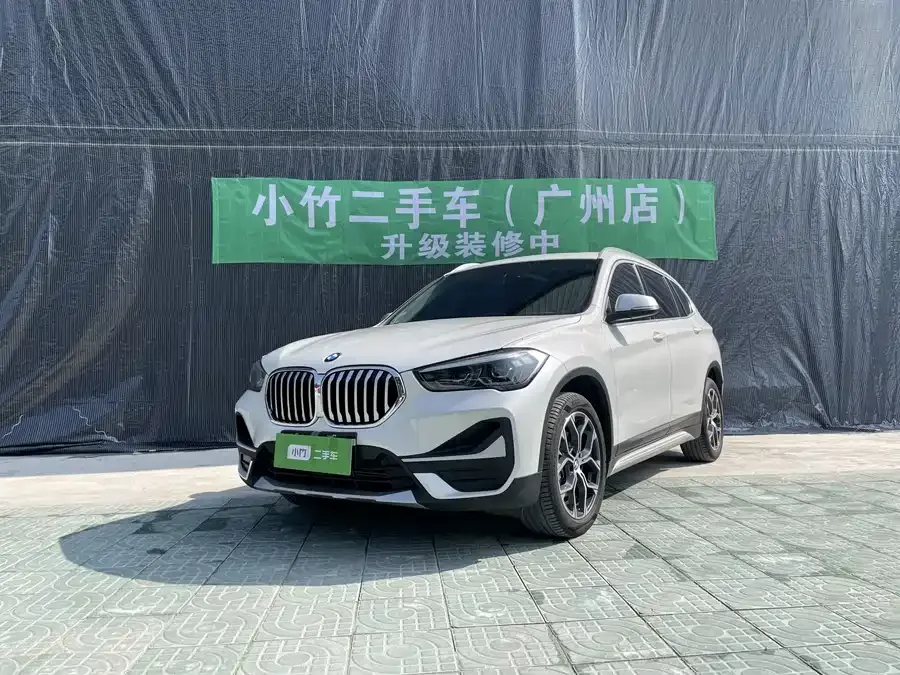 BMW X1 2022 sDrive20Li Fashion Edition 2023 — фото 1, купить с доставкой в Москву