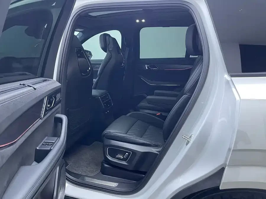 Lynk & Co 09 EM-P Lynk & Co 09 EM-P 2021 2.0T PHEV Halo 7-seater 2022 — миниатюра 4