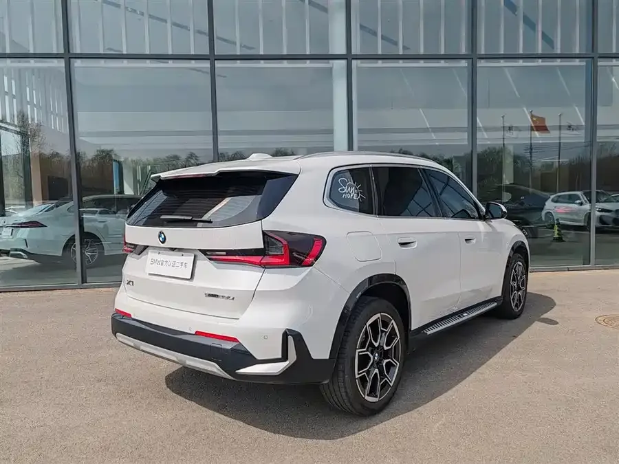 BMW X1 2025 sDrive25Li X Design Package 2025 — миниатюра 2