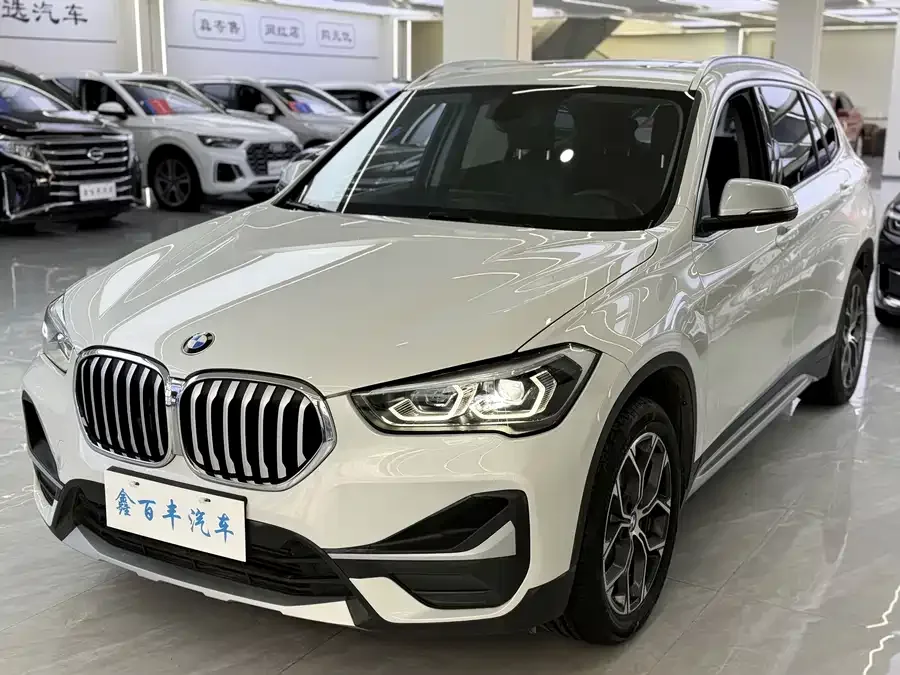 BMW X1 2022 sDrive20Li Fashion Edition 2022 — фото 1, купить с доставкой в Москву