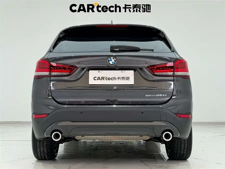 BMW X1 2022 sDrive25Li Leading Edition 2022 — миниатюра 3