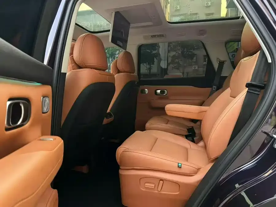 Leapmotor C16 Leapmotor C16 2024 Extended Range 200 Premium Edition 2025 — миниатюра 4
