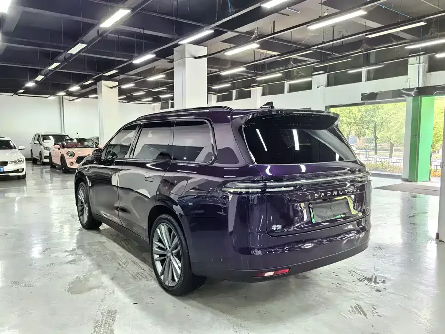 Leapmotor C16 Leapmotor C16 2024 Extended Range 200 Premium Edition 2025 — миниатюра 4