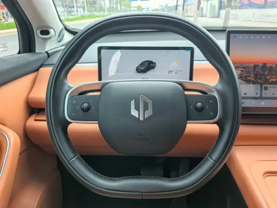 Leapmotor C10 Leapmoo C10 2024 530 Smart Edition 2024 — миниатюра 4