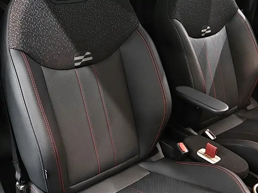 MINI electric JCW ACEMAN MINI JCW ACEMAN ELECTRIC 2025 JOHN COOPER WORKS 2025 — миниатюра 4