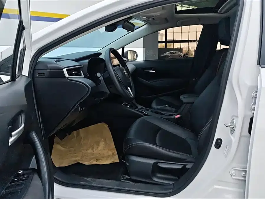 Toyota Corolla Corolla 2021 1.2T S-CVT Elite PLUS Edition 2023 — миниатюра 3