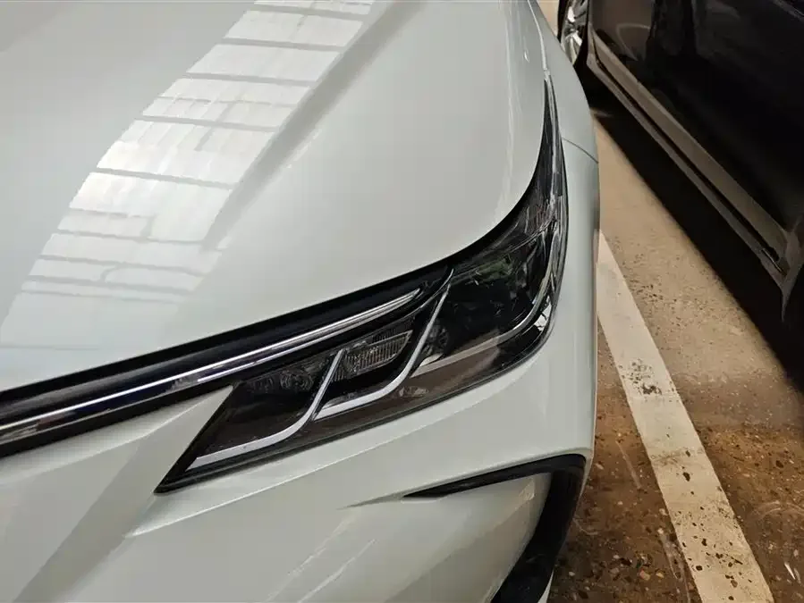 Toyota Corolla Corolla 2021 1.2T S-CVT Elite PLUS Edition 2022 — миниатюра 2
