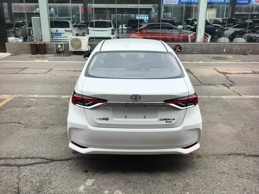 Toyota Corolla Corolla 2023 1.2T Pioneer Edition 2024 — миниатюра 4