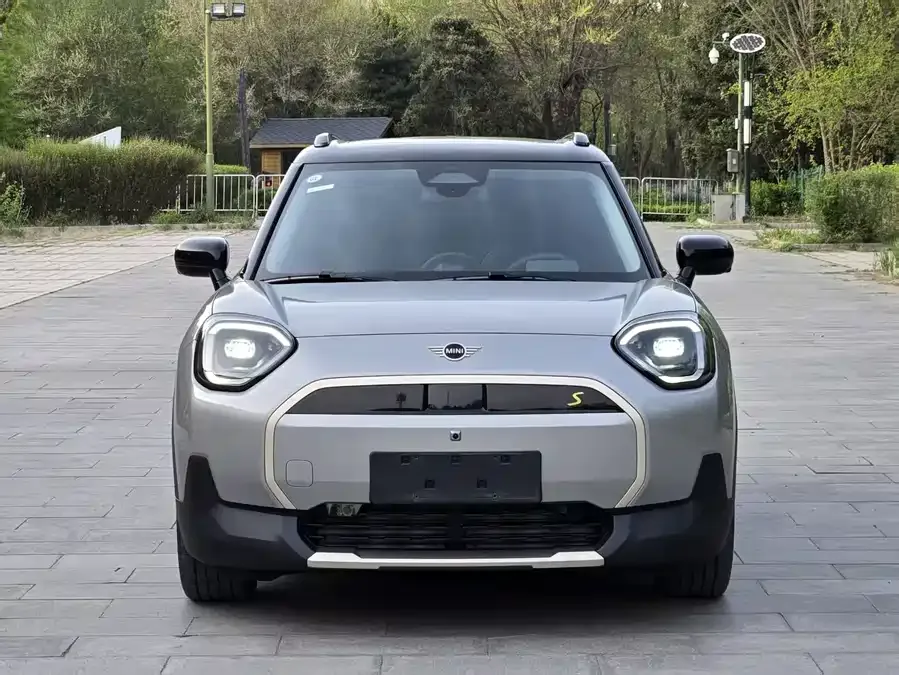MINI Electric ACEMAN 2025