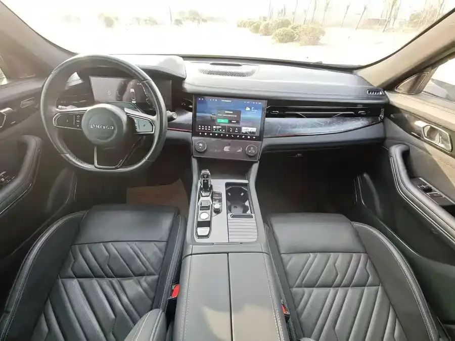 Lynk & Co 09 Lynk & Co 09 2021 2.0T Halo 6-seater 2022 — миниатюра 4