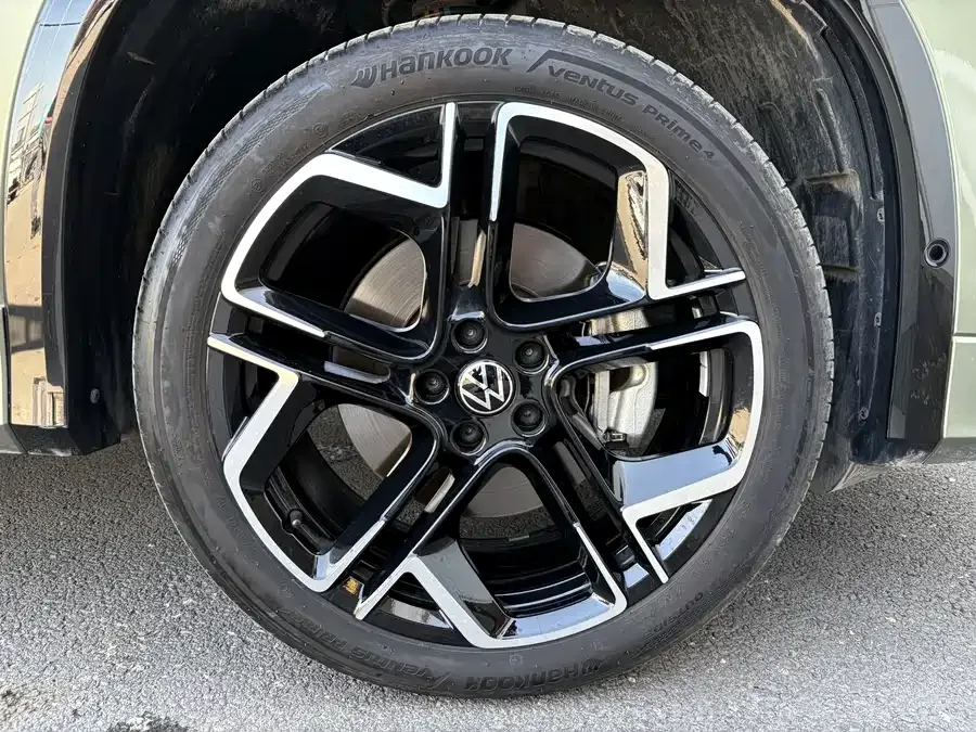 Volkswagen Tayron Tanyue 2025 Tanyue L 380TSI 4WD Luxury Easy Package 2025 — миниатюра 4