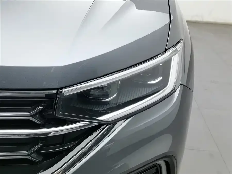 Volkswagen Tayron Tanyue 2023 280TSI 2WD Luxury Plus Advanced Edition 2023 — миниатюра 4