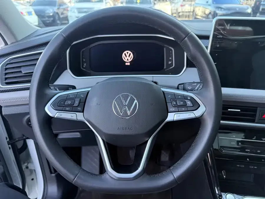 Volkswagen Tayron Tanyue 2024 300TSI 2WD Luxury Plus Advanced Edition 2024 — миниатюра 3