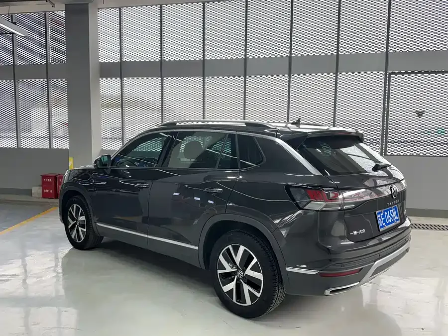 Volkswagen Tayron Tanyue 2023 330TSI 2WD Luxury Plus Advanced Edition 2022 — миниатюра 3