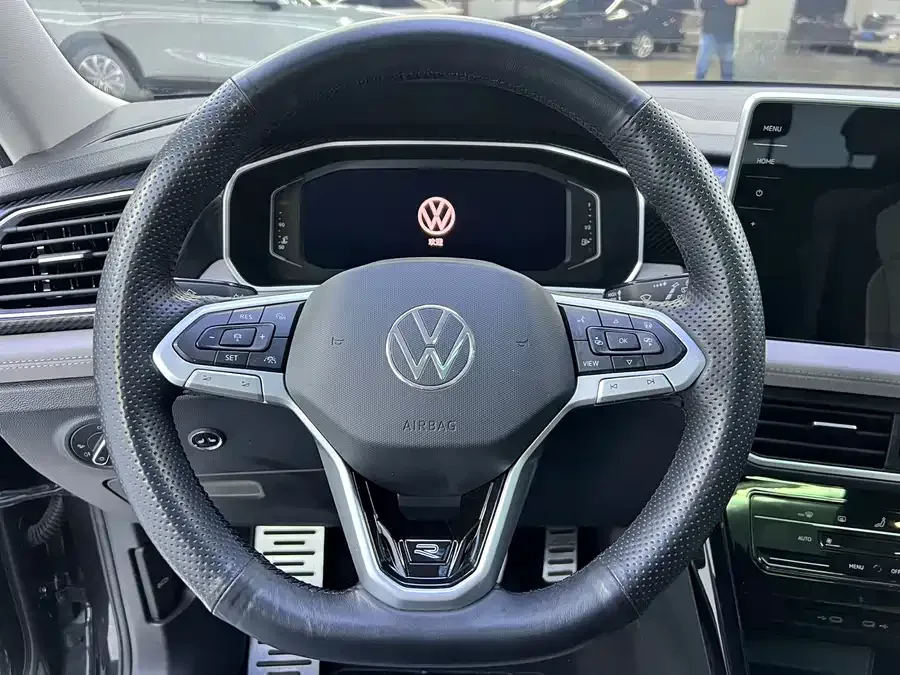 Volkswagen Tayron Tanyue 2023 280TSI 2WD Luxury Plus Advanced Edition 2022 — миниатюра 4